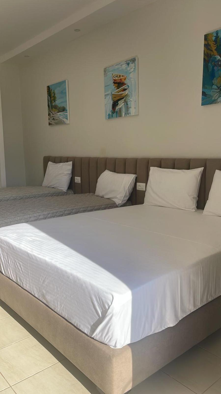 La Maroja View Hotel Dhërmi Eksteriør bilde