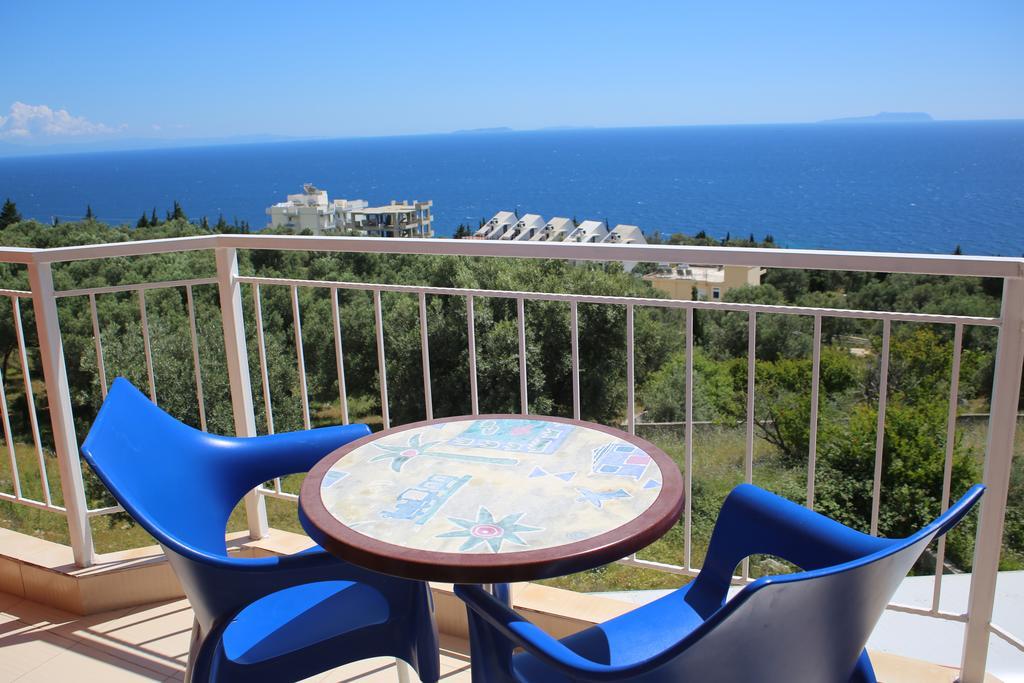 La Maroja View Hotel Dhërmi Eksteriør bilde